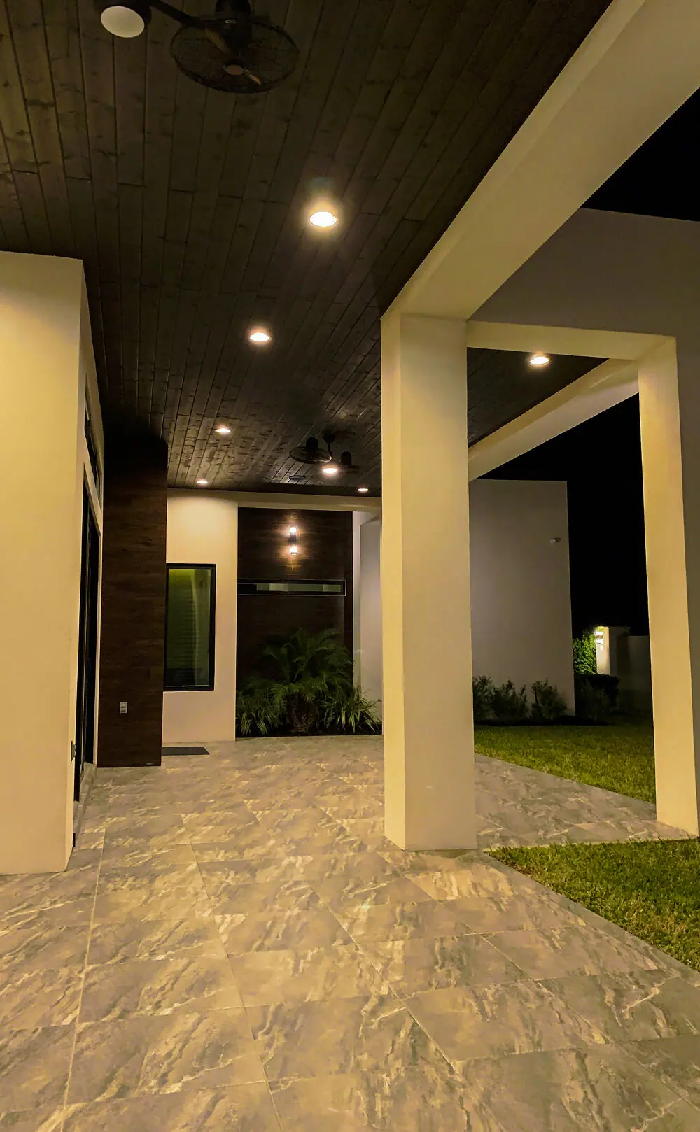 Custom home exterior built by Breman Construction in the Rio Grande Valley, TX