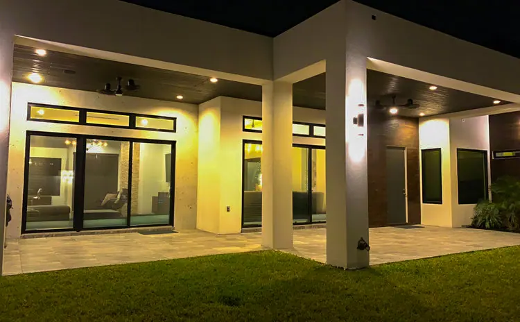 Custom home exterior built by Breman Construction in the Rio Grande Valley, TX