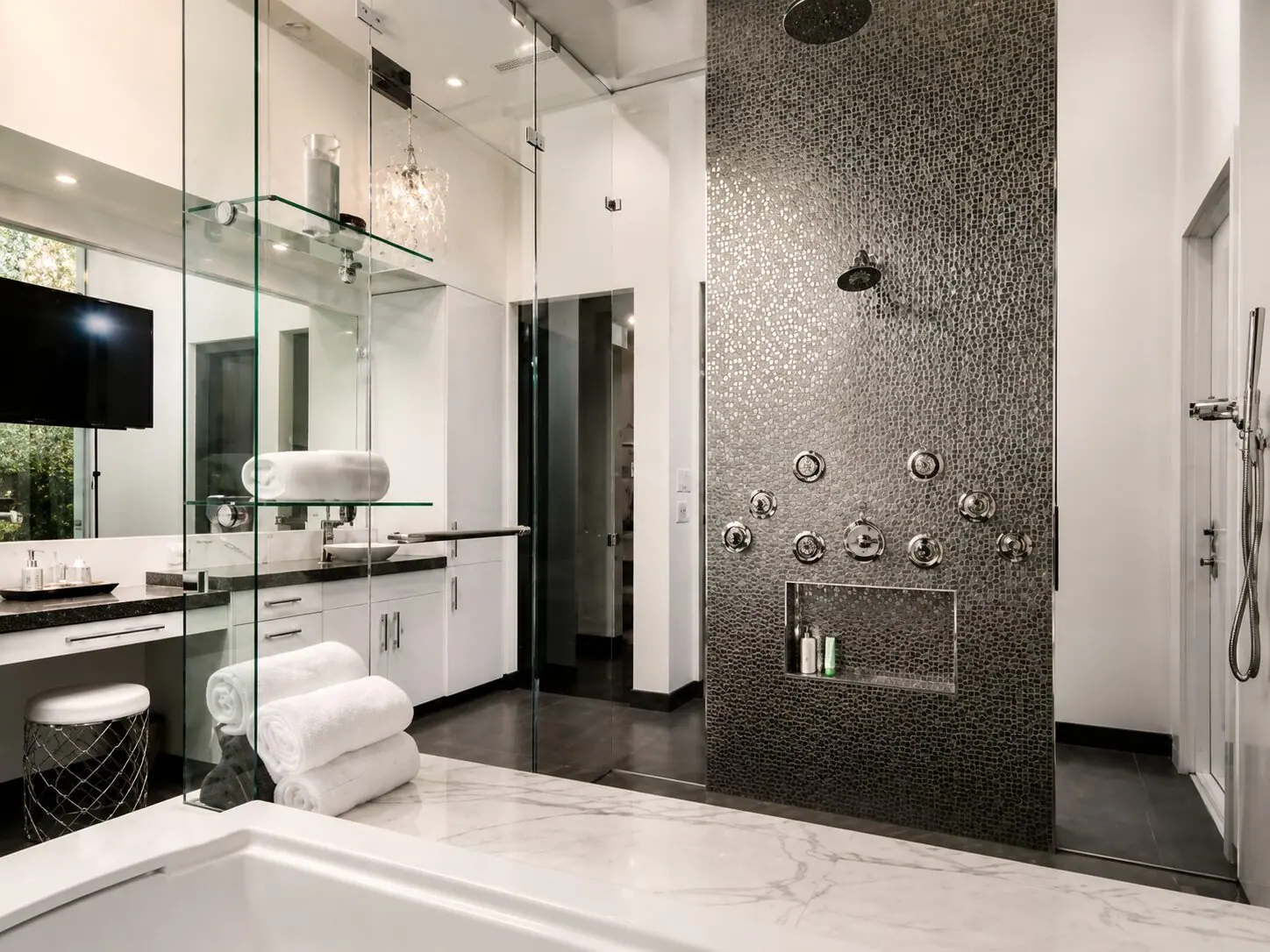 Custom home interior built by Breman Construction in the Rio Grande Valley, TX