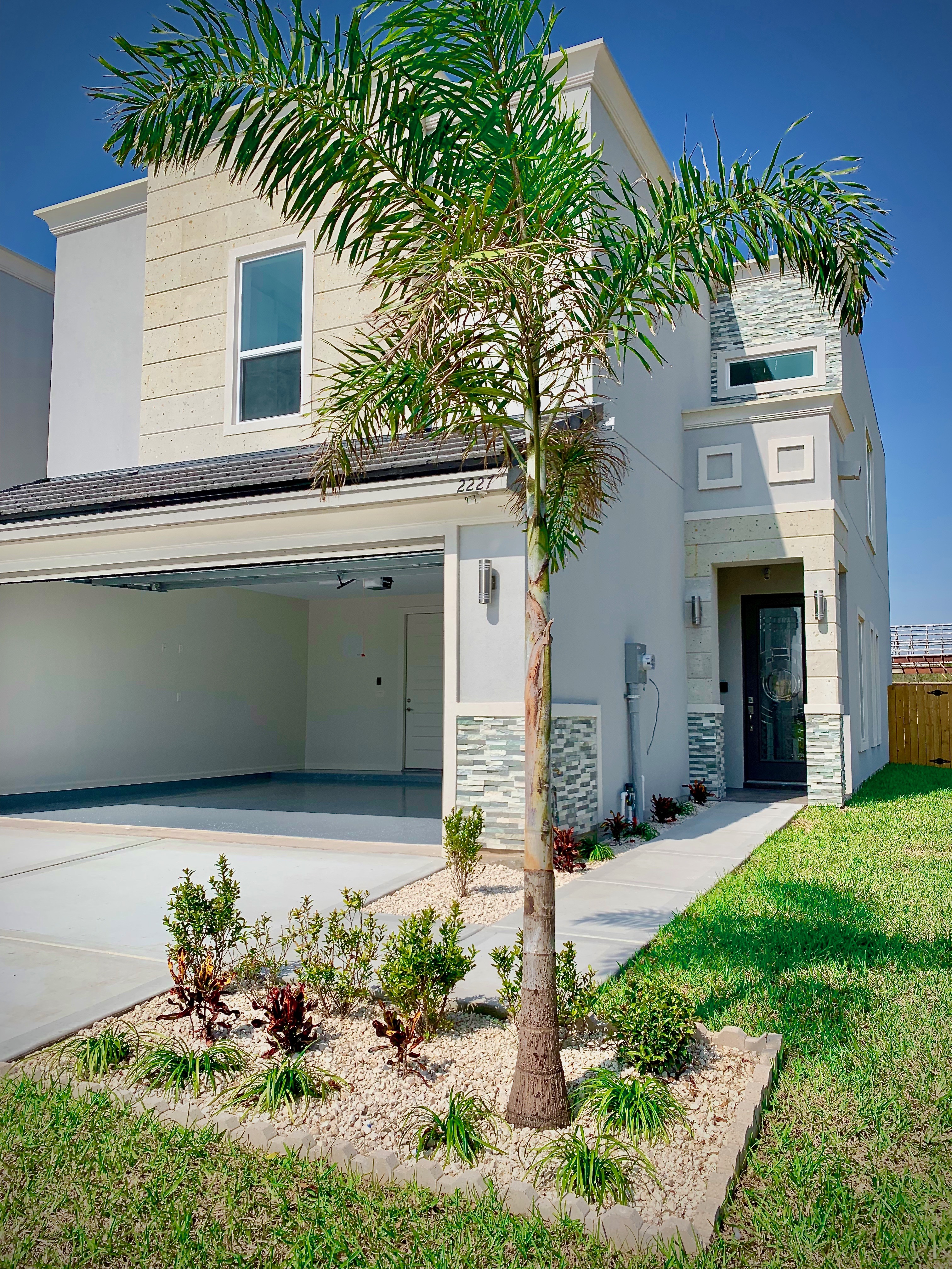 Shary Oaks — McAllen, TX — photo 2