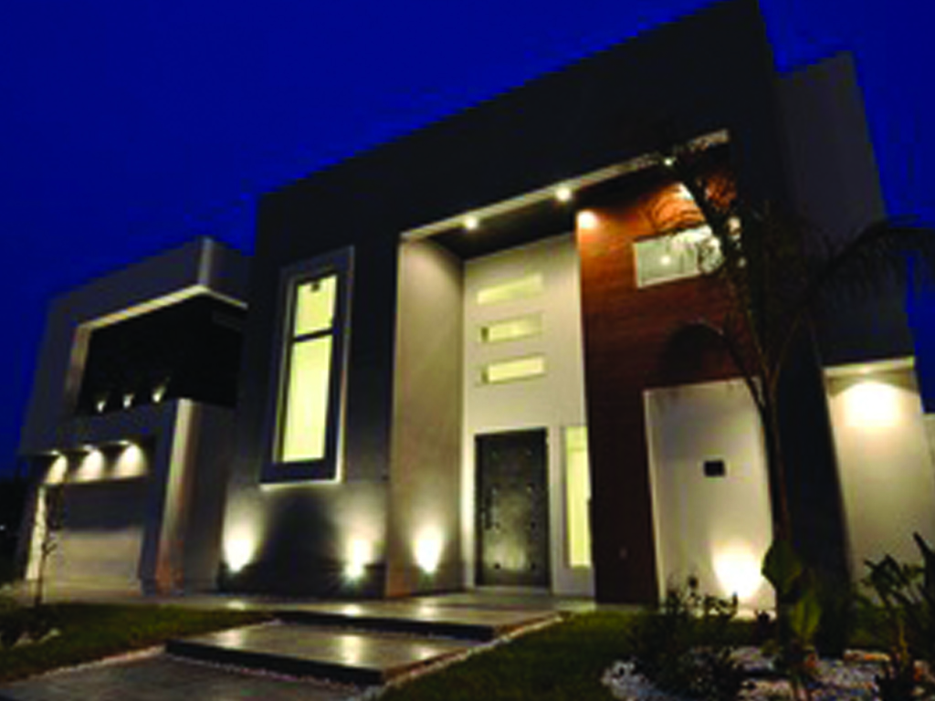 Breman custom home exterior — Rio Grande Valley (27)
